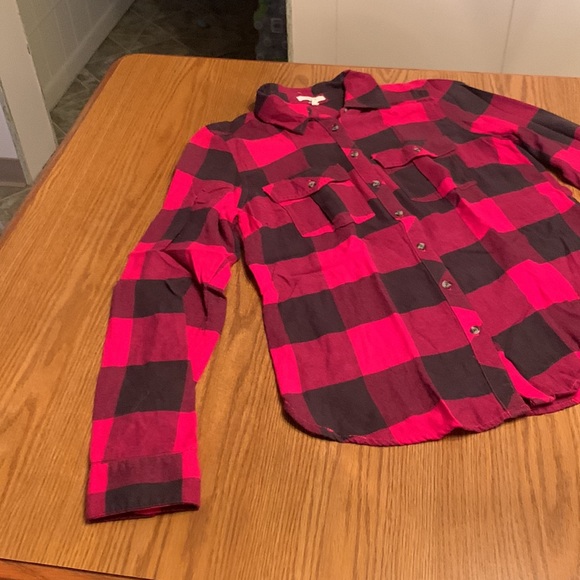 Maurices flannel shirt, size juniors XS. BUFFALO PLAID. Pink & black. - Picture 3 of 9